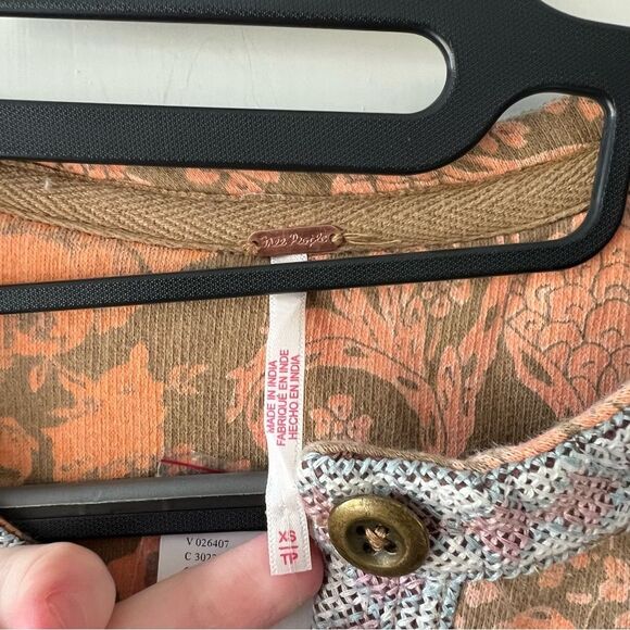 NWT Free People Drifter Button Down Patterned Sweatshirt Jacket in Earth Combo - Picture 7 of 8